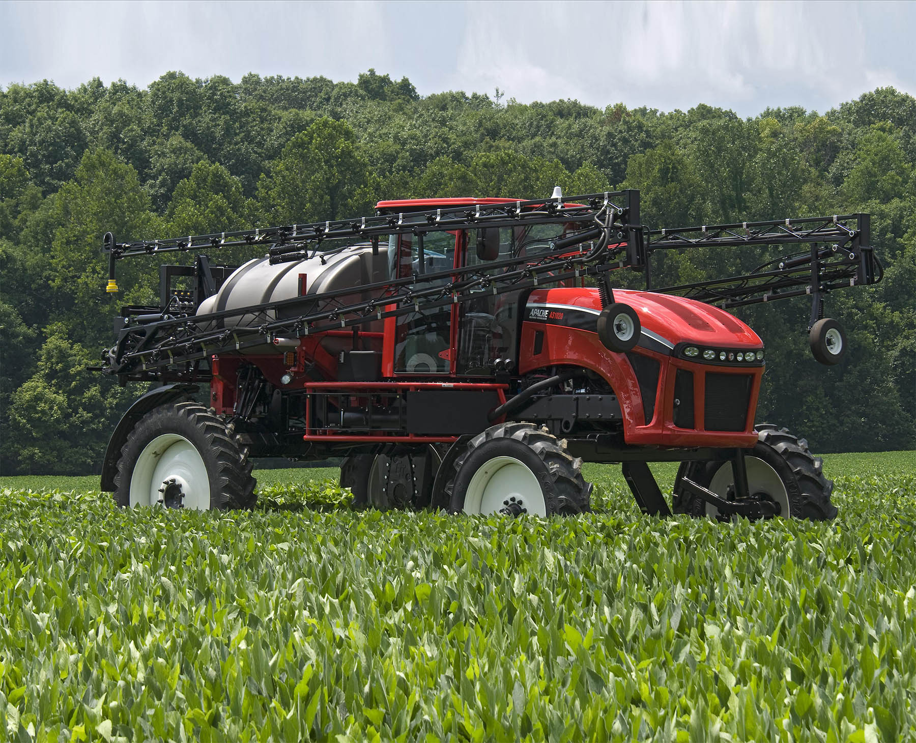 SelfPropelled Sprayer Product Spotlight Farmers Hot Line